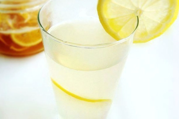 蜂蜜檸檬水 胃痛 蜂蜜檸檬水 胃痛