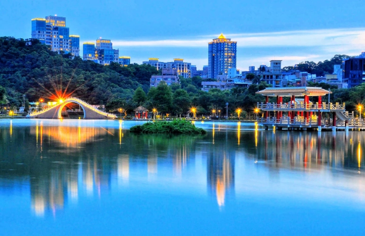 內湖休息三小時