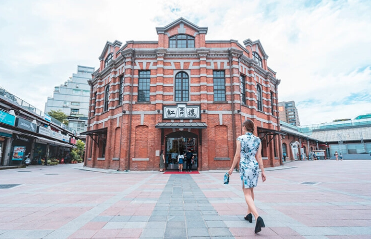 台北下雨天約會