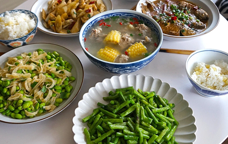 中午便當 中午便當