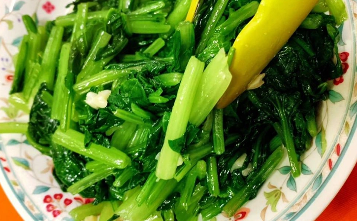 電鍋蒸青菜終極指南：零失敗技巧與美味秘譜