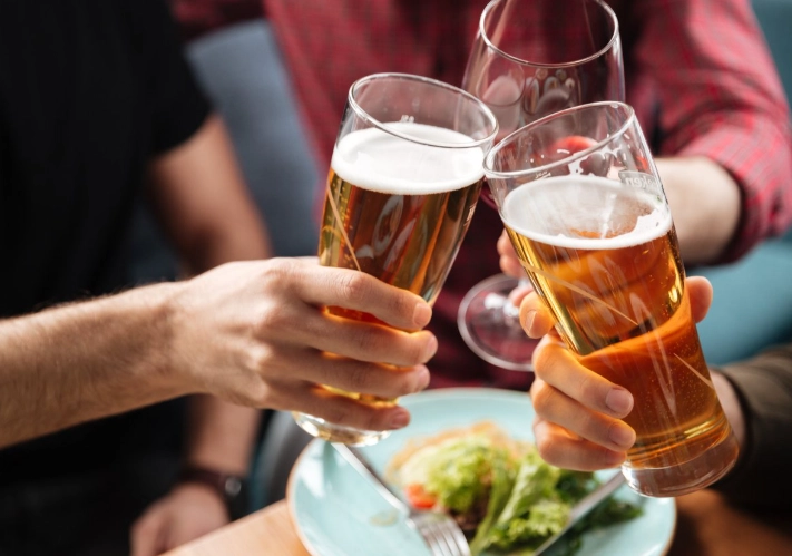 喝酒身體發熱原因