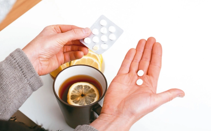 對腎臟有益的飲品全攻略：天然選擇、飲用技巧與常見誤區