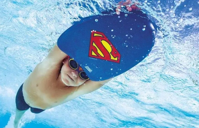 游泳改善哮喘 游泳改善哮喘