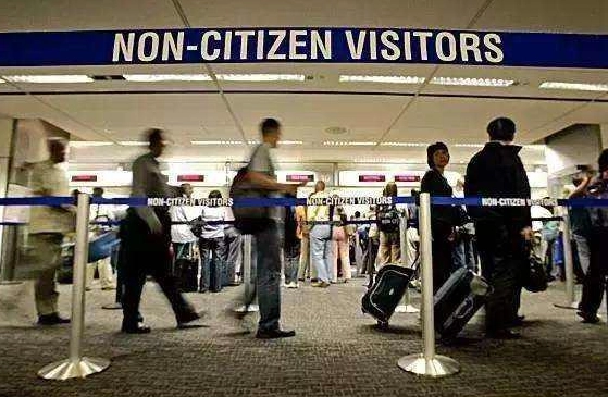 美國入境海關申報表填寫指南與常見錯誤解析