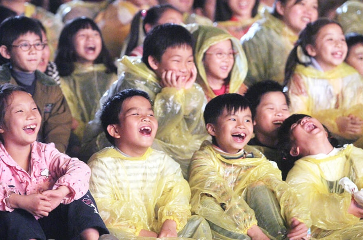 如何成立文教基金會