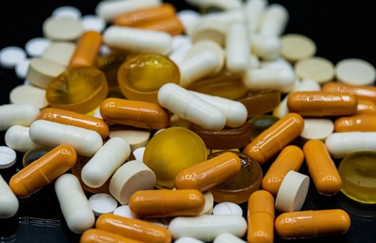 消炎藥 類固醇 一起吃