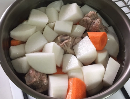 蘿蔔排骨湯功效 蘿蔔排骨湯功效