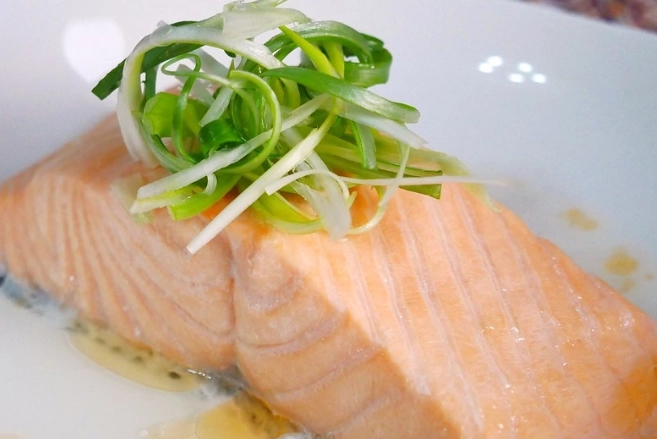 狗狗可以吃鮭魚嗎