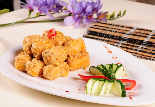 金沙豆腐終極指南：從餐廳必點到在家完美複刻