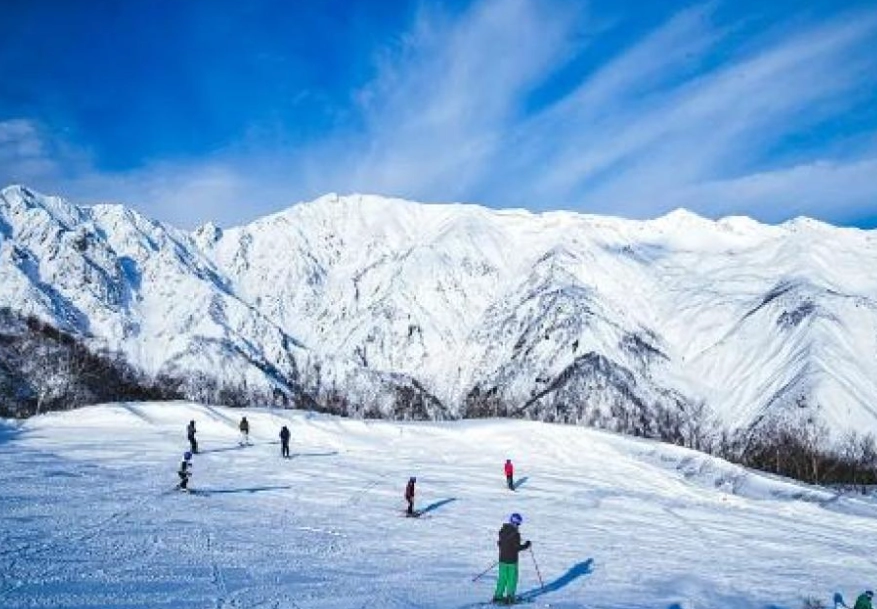 白馬五龍滑雪場住宿全攻略：雪場直通、省錢秘訣與新手避坑指南