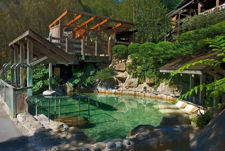 騰龍溫泉山莊價格