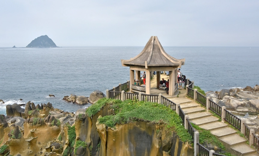 基隆一日遊路線懶人包：北海岸經典景點與廟口美食全攻略