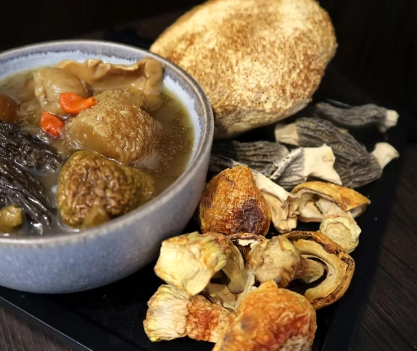 松茸菇煲湯食譜