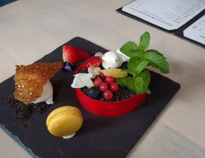 台北深夜咖啡廳