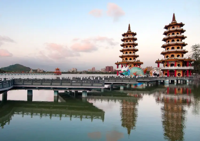 高雄左營景點 高雄左營景點