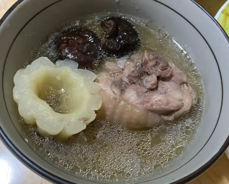 香菇苦瓜湯做法 香菇苦瓜湯做法