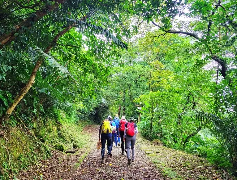 基隆山登山