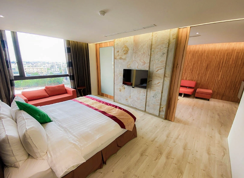 文化路夜市親子住宿