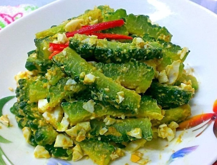 鹹蛋苦瓜食譜