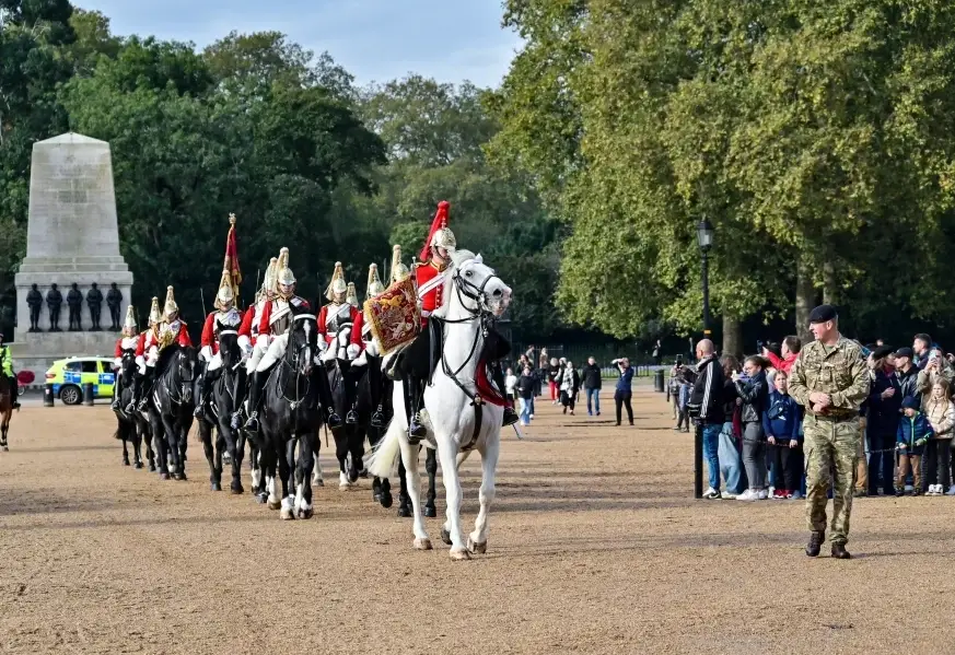 倫敦四天三夜行程