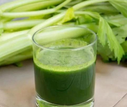 芹菜蘋果汁做法