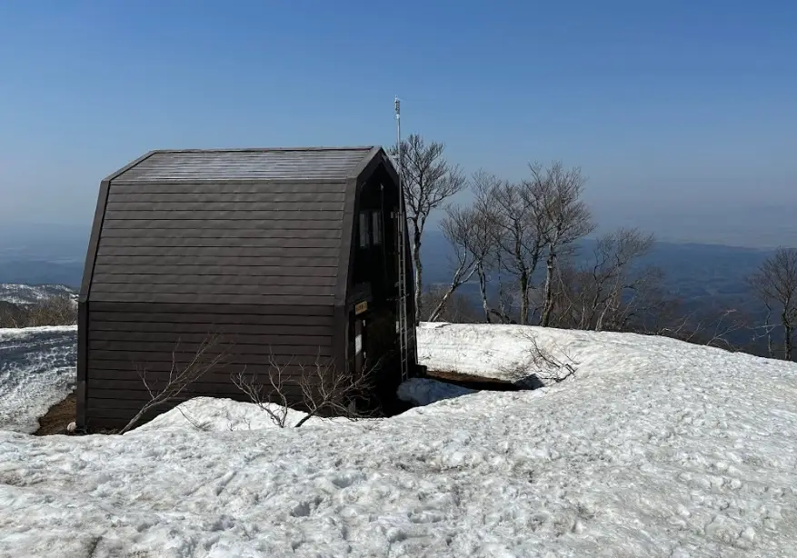 向陽山屋 向陽山屋