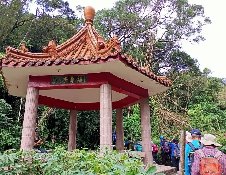 忠義山步道交通