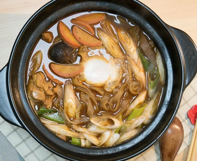 台灣鍋燒麵