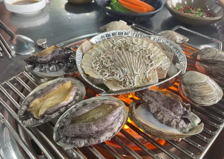 海雲臺烤貝