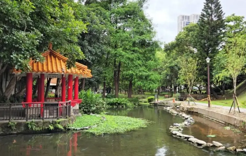 溪山苗圃站 交通