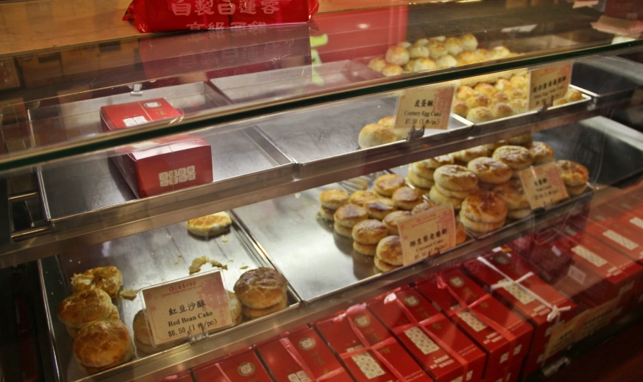 香港機場伴手禮推薦：十大必買名產與購買攻略