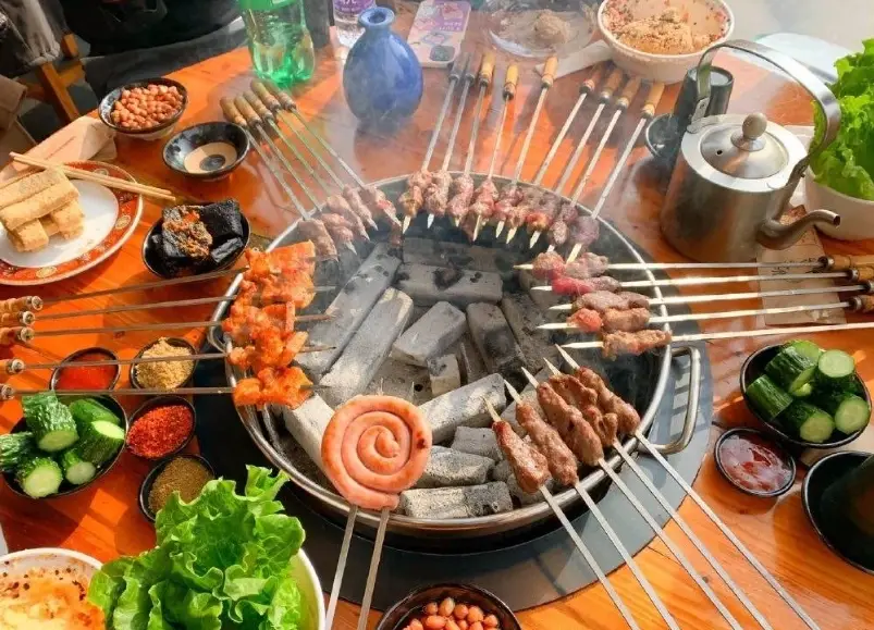 烤肉創意菜單：5家必訪特色烤肉店與獨家醬料配方