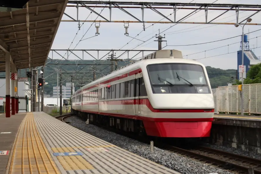 特色列車