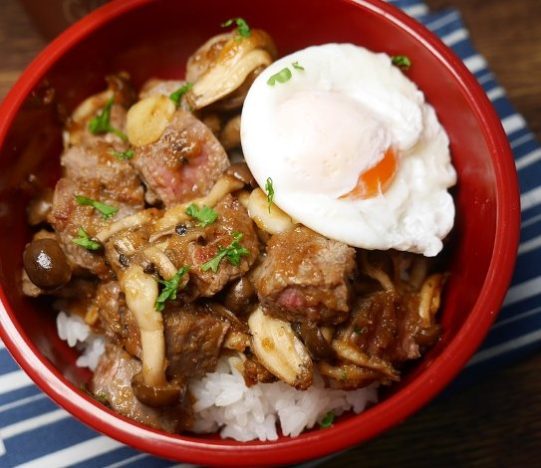 里肌肉片料理