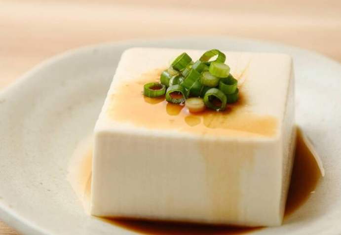 嫩豆腐料理：挑選秘訣、經典食譜與Q&A技巧一次掌握