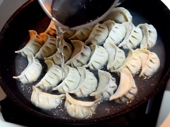 冰花煎餃做法 冰花煎餃做法