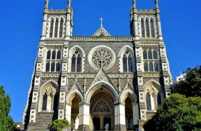 但尼丁基督城交通