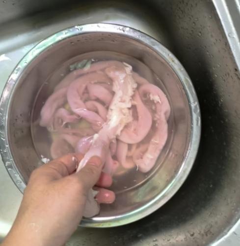 豬粉腸去腥秘訣 豬粉腸去腥秘訣