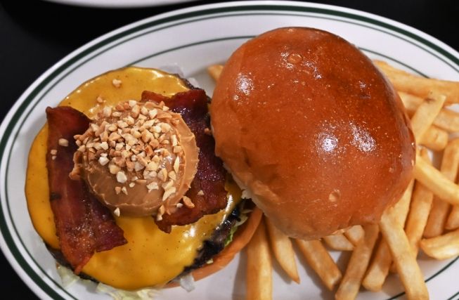 花生醬漢堡台北