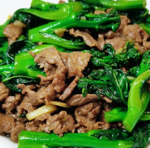 低卡路里菜心炒牛肉