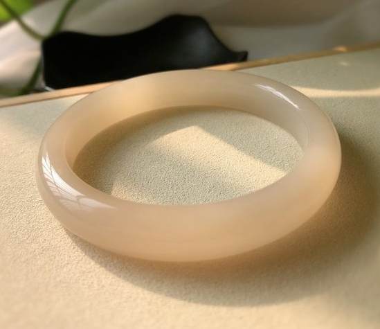 翡翠和田玉區別