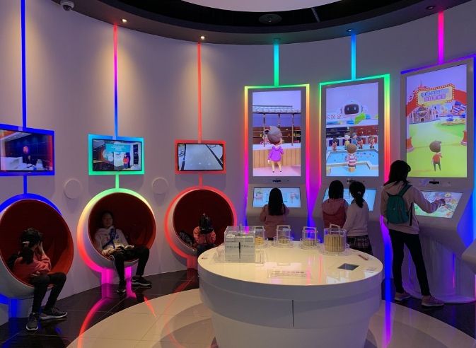 情侶約會室內景點