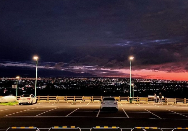 桃園晚上開車兜風