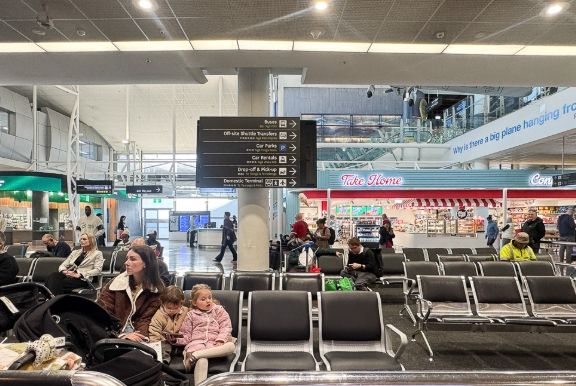 奧克蘭機場行李寄存