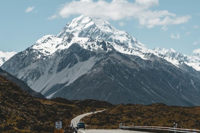 紐西蘭年輕駕駛租車