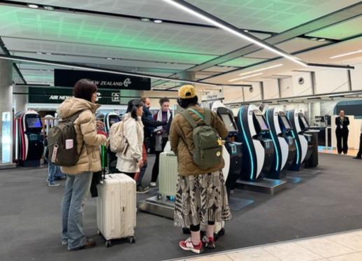 奧克蘭機場轉機