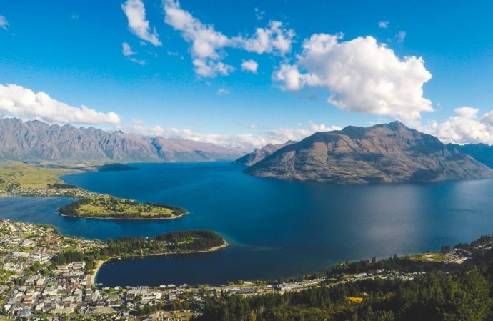 皇后鎮旅遊攻略