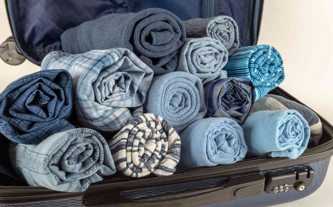 旅行衣物打包方法