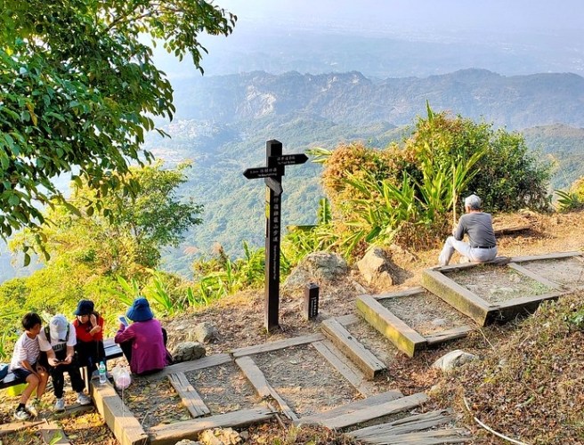 雞籠山登山路線時間 雞籠山登山路線時間